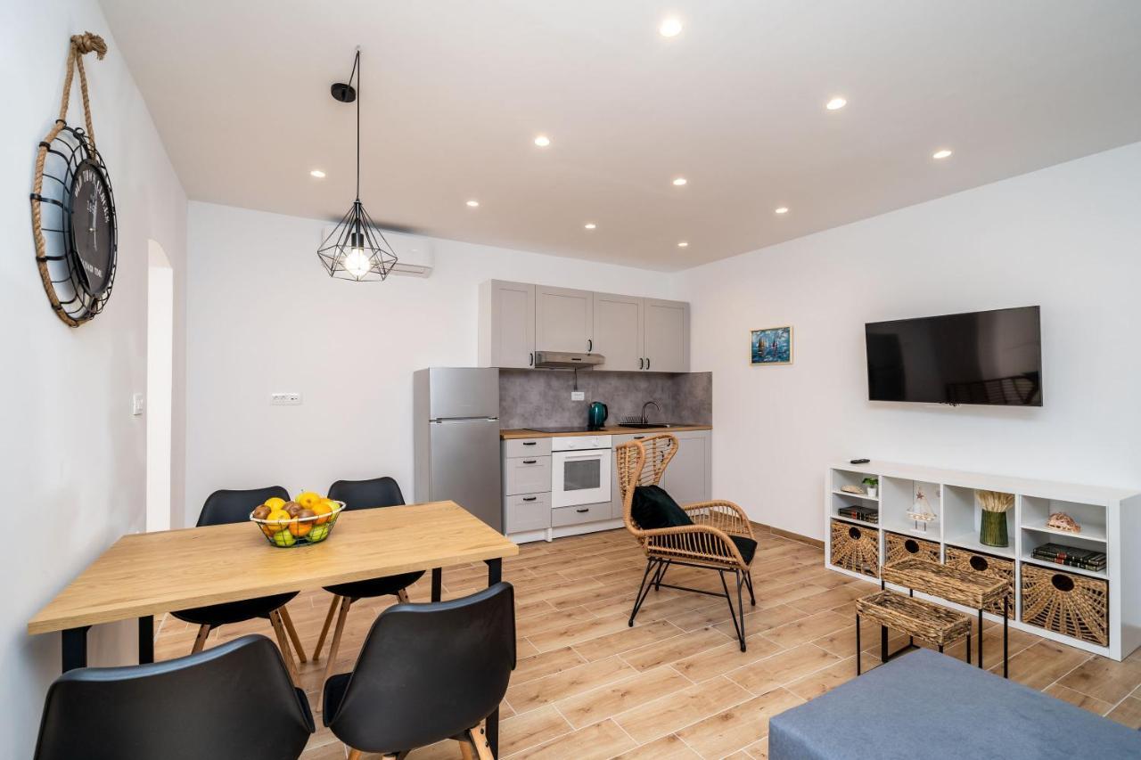 Marta Apartman
